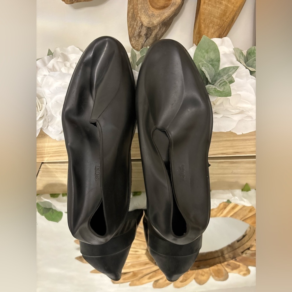 Totes Natural Rubber Overshoes Size 11-12